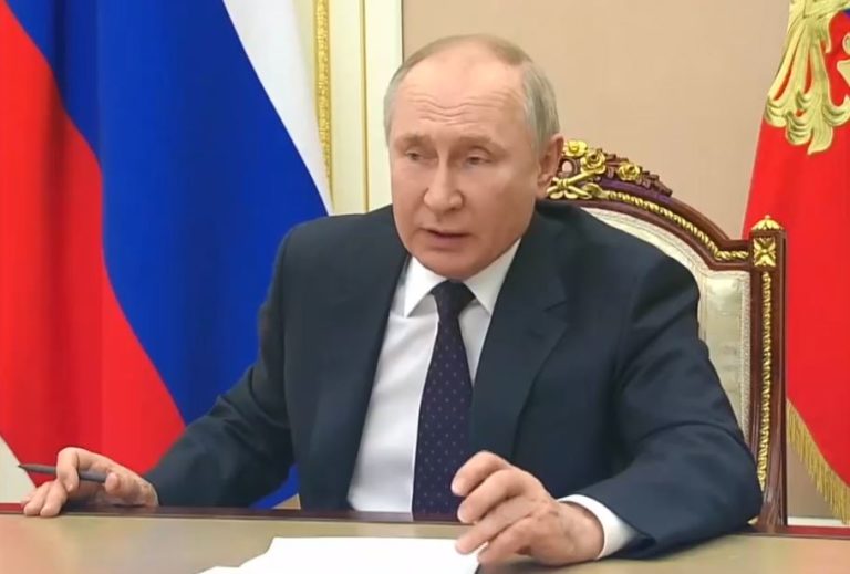 Πούτιν: Το Κίεβο δεν δείχνει σοβαρή δέσμευση για την εξεύρεση αμοιβαία αποδεκτών λύσεων