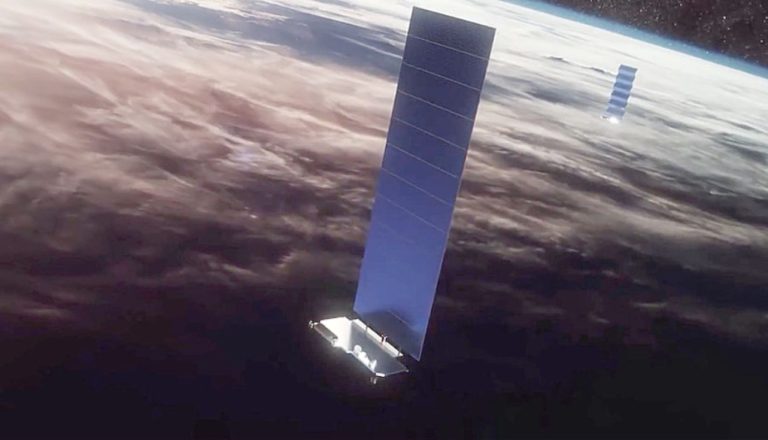 Το Πεντάγωνο των ΗΠΑ αγοράζει δορυφορικές υπηρεσίες της Starlink του Έλον Μασκ για λογαριασμό της Ουκρανίας