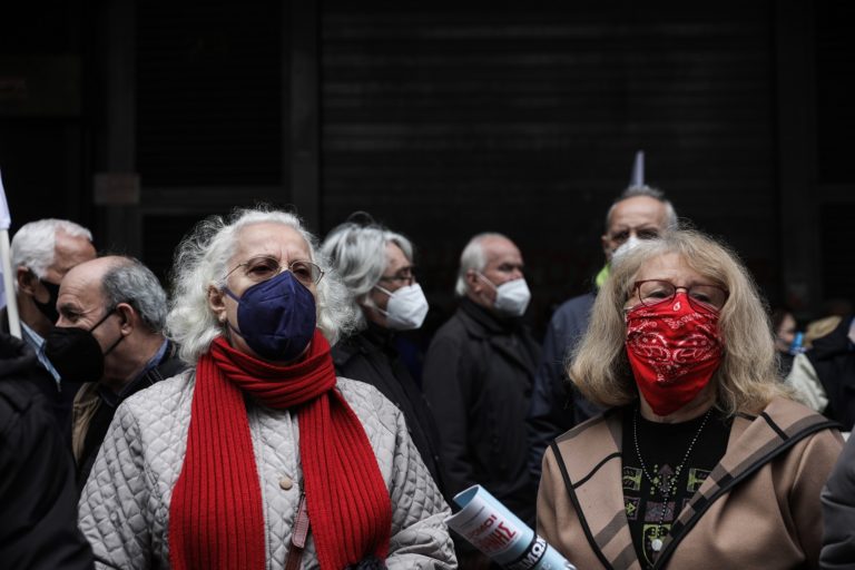 Κινητοποιήσεις των συνταξιούχων για τις περικοπές συντάξεων και την ακρίβεια