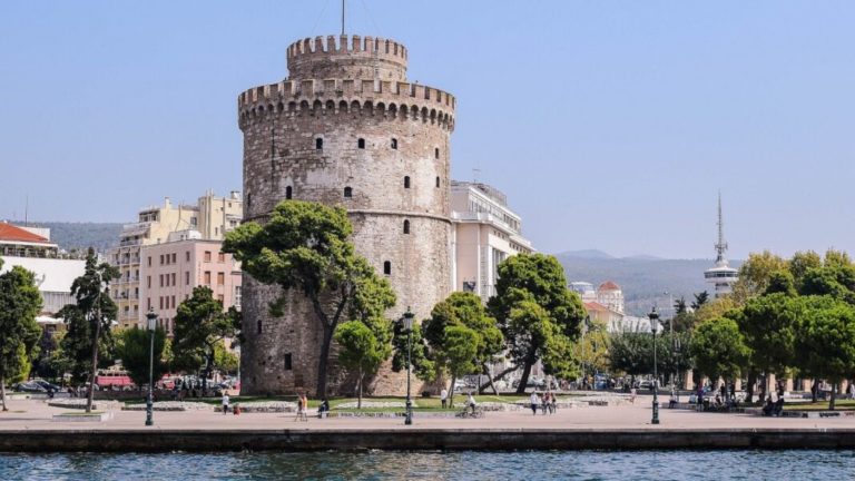 Κορονοϊός: 2.827 νέα κρούσματα στη Θεσσαλονίκη – 340 στις Σέρρες