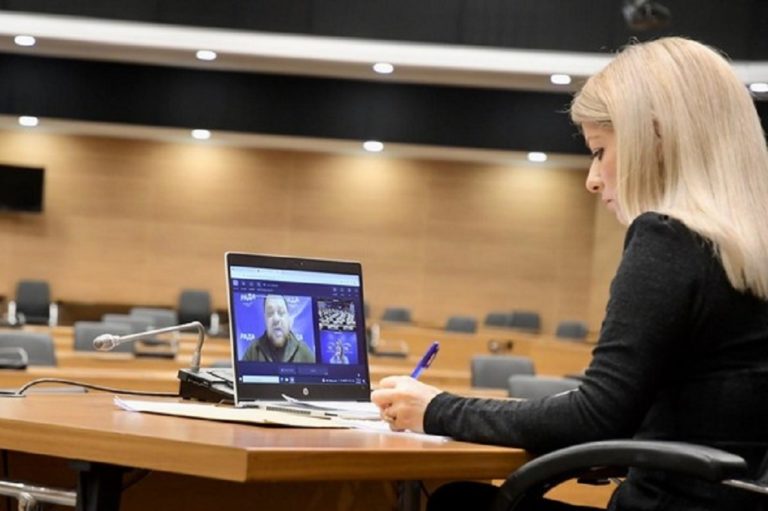 ΠτΒ: Για την Κύπρο οι εικόνες του πολέμου ξυπνούν οδυνηρές μνήμες – το κυπριακό κοινοβούλιο δίπλα στον ουκρανικό λαό