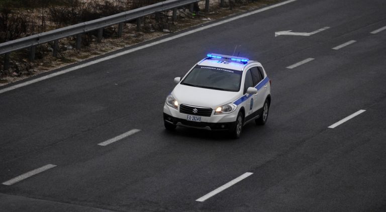 Αθηνών-Λαμίας: Κυκλοφορία με αντιολισθητικές προς Λαμία από τον κόμβο Καλυφτάκη – Απαγόρευση βαρέων οχημάτων