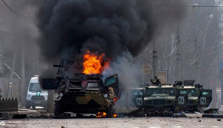 Σθεναρή αντίσταση από τους Ουκρανούς – Σε θέση άμυνας οι Ρώσοι που βομβαρδίζουν αμάχους