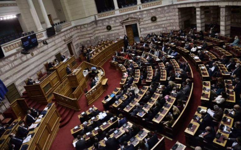 Στ. Καλαφάτης: Τροπολογία για παράταση των ειδικών συμβάσεων στους ΟΤΑ Α και Β βαθμού