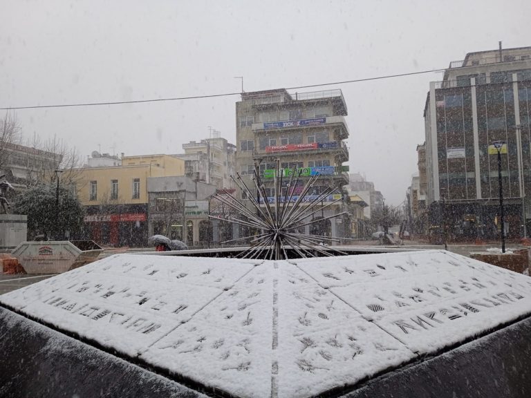 Χιονοπτώσεις στα ορεινά και στα πεδινά της Καρδίτσας