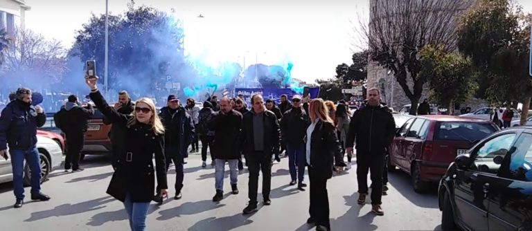 Πορεία ενάντια στον πόλεμο στην Ουκρανία στο κέντρο της Θεσσαλονίκης