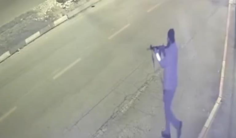 Ισραήλ: Αιματηρή επίθεση με νεκρούς στην πόλη Χαντέρα (video)