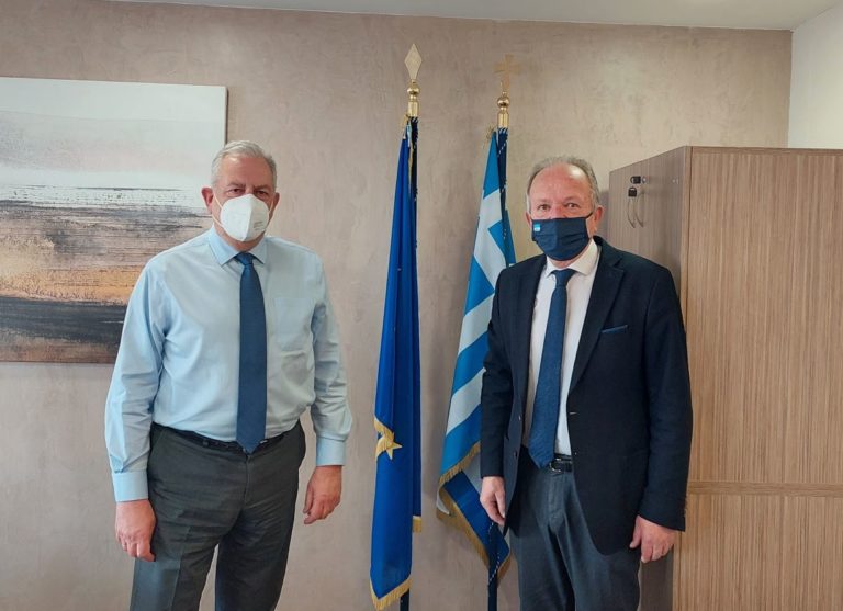 Συνάντηση Λιούπη- Παπαθανασίου για τα θέματα λειτουργίας των φυλακών Κασσαβέτειας