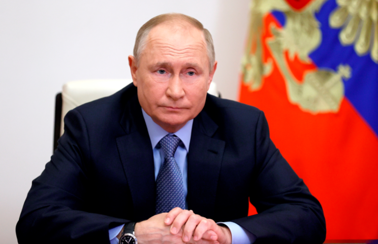 Γκρεγκ Γιούντιν (Ρώσος φιλόσοφος) στην ΕΡΤ: Ο Πούτιν πιστεύει ότι το ΝΑΤΟ δεν θα αντιδράσει σε πυρηνικό χτύπημα