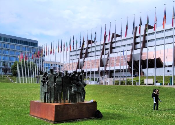 Νέα σύσταση του Συμβουλίου της Ευρώπης για ποιοτική δημοσιογραφία και τον ουσιαστικό της ρόλο στην δημοκρατία