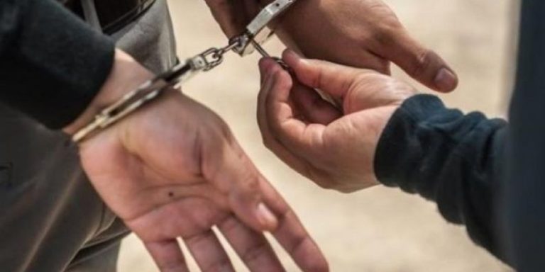 Φλώρινα: Σύλληψη 42χρονου φυγόποινου για ναρκωτικά και όπλα