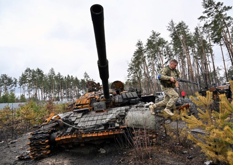 Ρωσικά στρατεύματα αποσύρονται από τη Σούμι, σύμφωνα με τους Ουκρανούς
