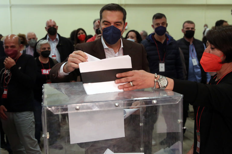 3ο Συνέδριο ΣΥΡΙΖΑ: Σε ψηφοφορία οι δύο προτάσεις για την εκλογή προέδρου και ΚΕ