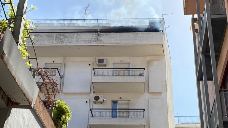 Καλαμάτα: Φωτιά σε διαμέρισμα στο κέντρο της πόλης