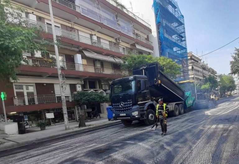 Συνεχίζονται οι παρεμβάσεις για την αναβάθμιση του οδικού δικτύου στον δήμο Θεσσαλονίκης