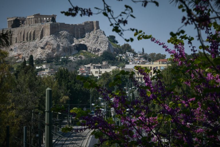 Κορονοϊός: Έως την Πέμπτη οι ανακοινώσεις για την αναστολή των μέτρων – Τι θα ισχύσει την Πρωτομαγιά