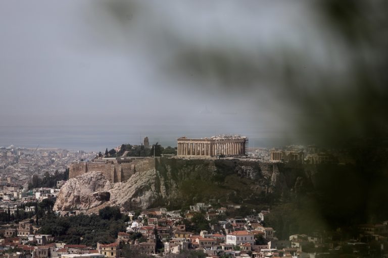 Β. Παπαευαγγέλου: Η πορεία της πανδημίας παρουσιάζει σημαντική ύφεση – Θα πάμε στην εκκλησία φορώντας τη μάσκα μας