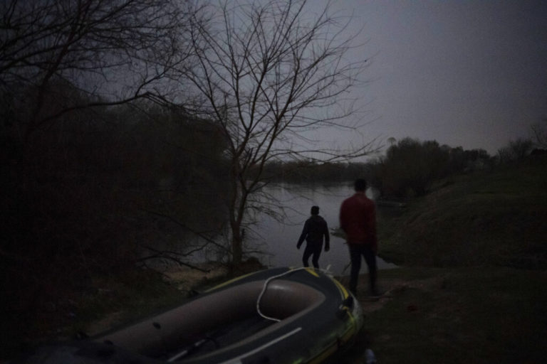 Έβρος: Νεκρή μετανάστρια μετά από ανταλλαγή πυροβολισμών στον ποταμό