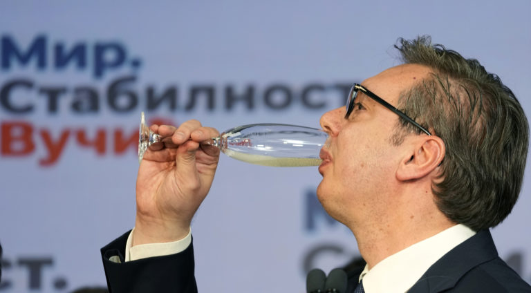 Σερβία: Θρίαμβος Βούτσιτς για την προεδρία της Δημοκρατίας – Τρία φιλορωσικά κόμματα εξέλεξαν 35 βουλευτές