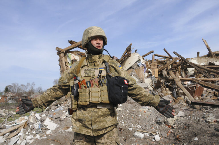 Ουκρανία: Διεθνής κατακραυγή για τη σφαγή αμάχων στο Κραματόρσκ – Αλληλοκατηγορίες για τα πλήγματα
