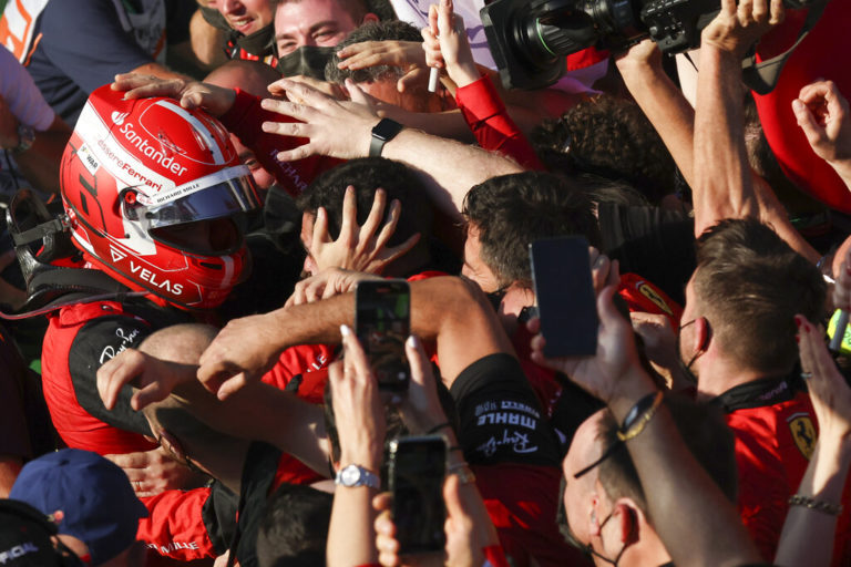Λεκλέρκ: «Η Ferrari σήμερα ήταν ένα θηρίο»