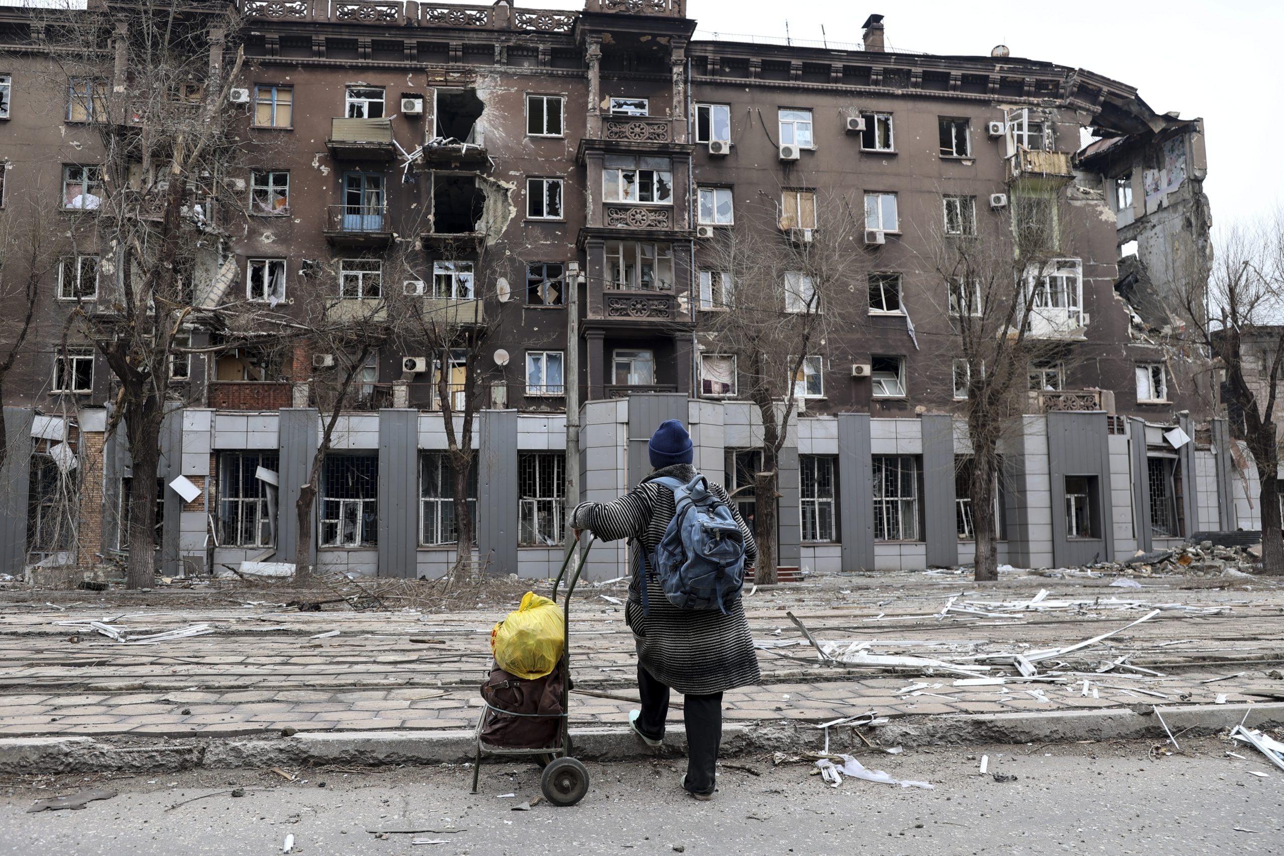Ουκρανία: «Ώρα μηδέν» για τη Μαριούπολη – Τελεσίγραφο των Ρώσων για παράδοση ή εξόντωση