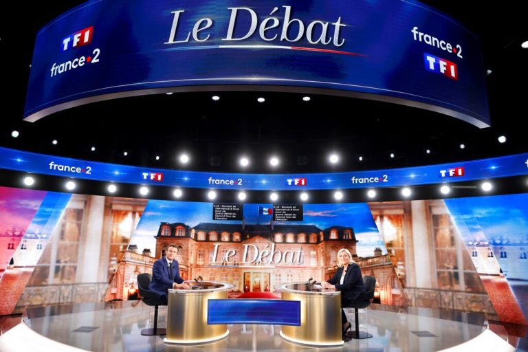 Γαλλία – Ντιμπέιτ: “Νικητή” τον Μακρόν επί της Λεπέν στην τηλεμαχία δείχνει δημοσκόπηση