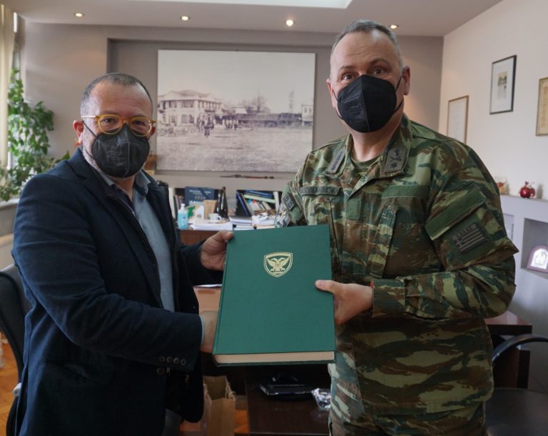 Επίσκεψη του νέου Διοικητή της ΧΧΙ Τεθωρακισμένης Ταξιαρχίας στον Δήμαρχο Κομοτηνής