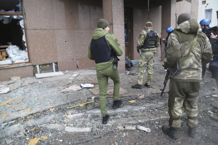 Ουκρανία: Τρεις νεκροί και 8 τραυματίες από ρωσικές επιθέσεις στην περιοχή του Ντονέτσκ