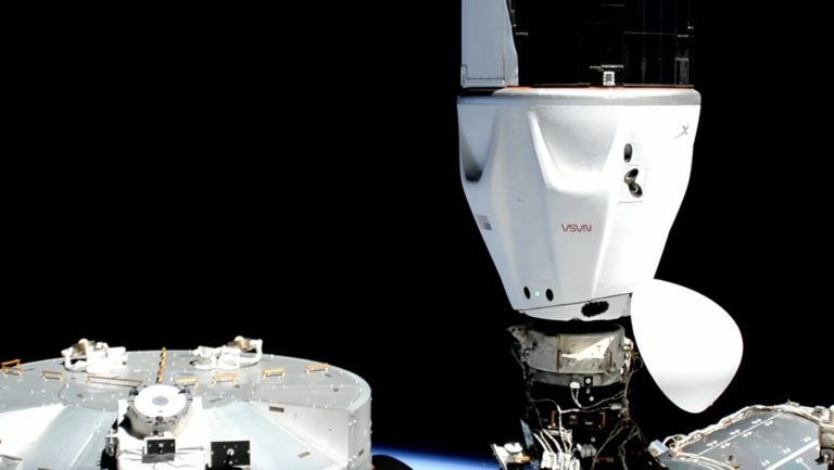 Space X: Το νέο πλήρωμα έφτασε στο Διεθνή Διαστημικό Σταθμό (ISS)