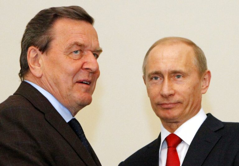 Ο πρώην καγκελάριος Γκ. Σρέντερ παραιτείται από τη Rosneft