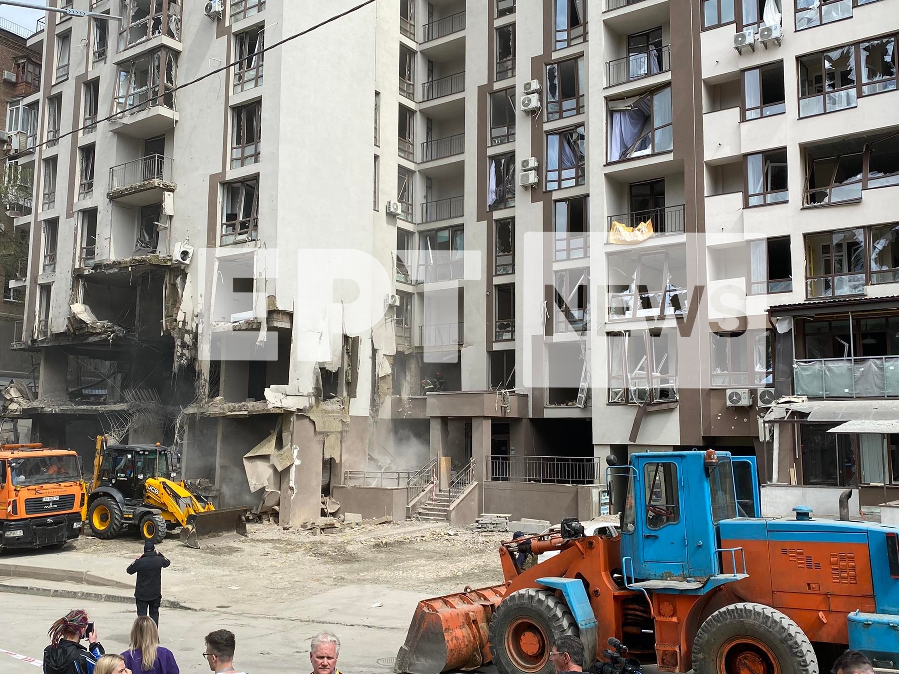 Η ΕΡΤ στο Κίεβο: Εικόνες καταστροφής από τη νέα ρωσική πυραυλική επίθεση