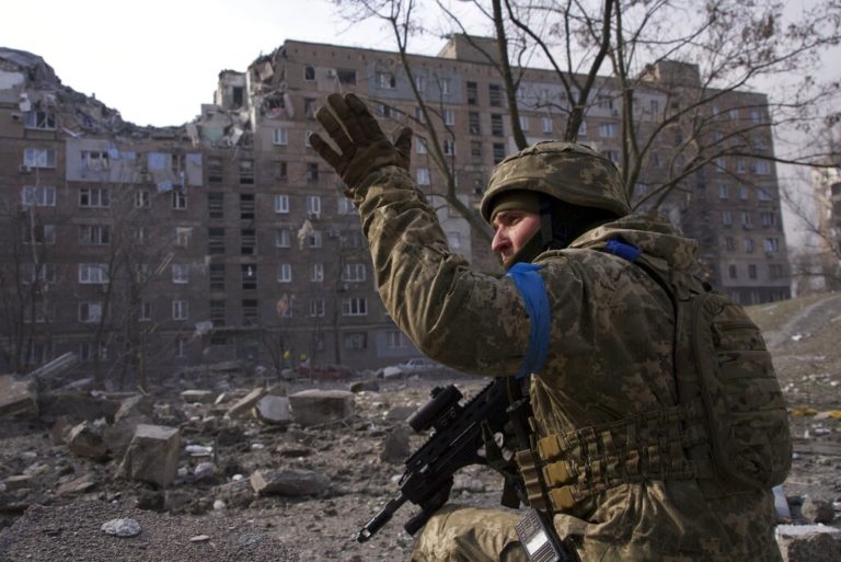 Ρωσικό Υπουργείο Άμυνας: Πλήρης «εκκαθάριση» στο σύνολο της αστικής ζώνης της Μαριούπολης