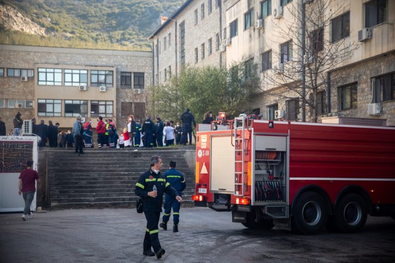 Δ/ντής Πνευμονολογικής “Παπανικολάου” στο Πρώτο: Έσκασαν τα μαντεμένια καλοριφέρ που σημαίνει ότι είχαμε 4ψήφιο αριθμό θερμοκρασίας (audio)