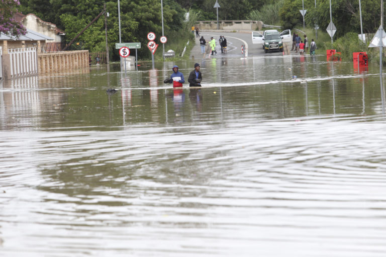 Νότια Αφρική: Τραγωδία απο τις πλημμύρες με πάνω από 340 νεκρούς