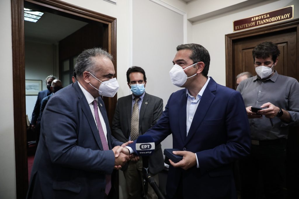 Α. Τσίπρας: Ο ΣΥΡΙΖΑ θα καταθέσει τροπολογία για τη μη πληρωμή άμεσα της ρήτρας αναπροσαρμογής