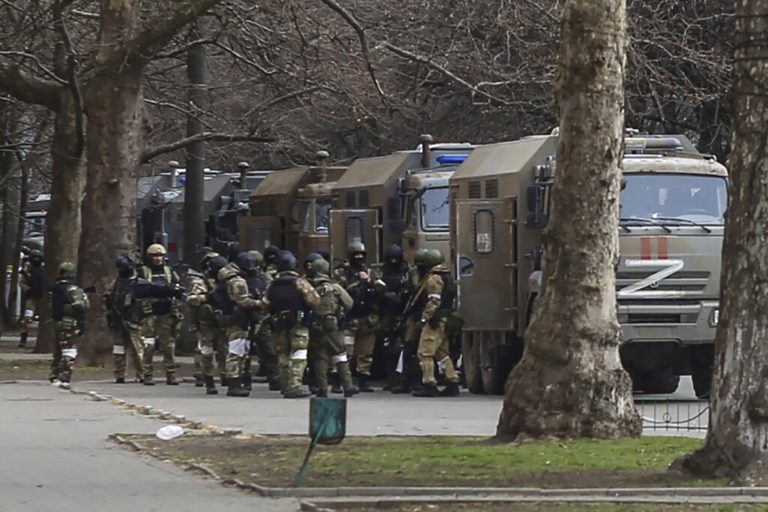 Πόλεμος στην Ουκρανία: Μάχες στα ανατολικά μέτωπα – Ισχυρές εκρήξεις σε  Χερσώνα και ρωσικό έδαφος