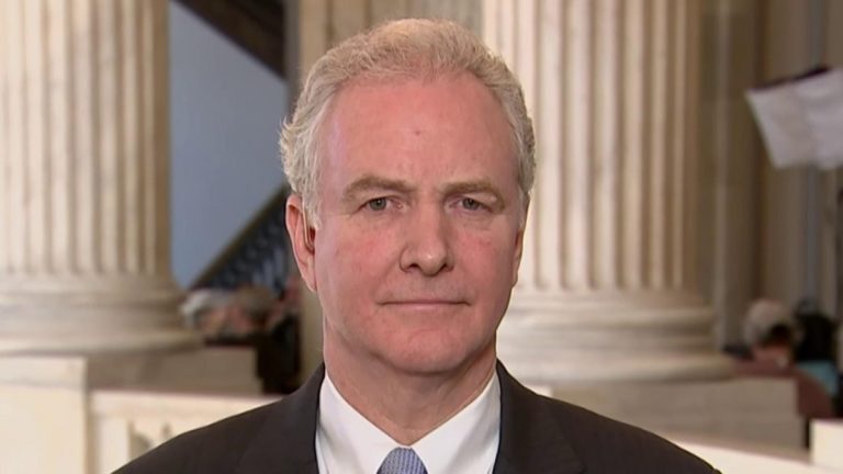 Ο Αμερικανός Γερουσιαστής Chris Van Hollen στο Πρώτο: Πιο ισχυρές από ποτέ οι σχέσεις ΗΠΑ και Ελλάδας- Μη αξιόπιστος φίλος η Τουρκία (audio)