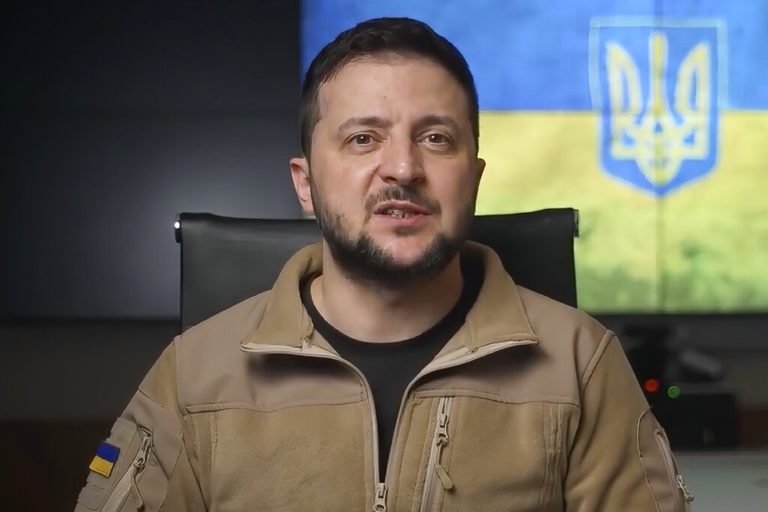 Ζελένσκι: Περίπου 2.500 τ.χλμ. εδαφών ανακατέλαβαν οι ουκρανικές δυνάμεις