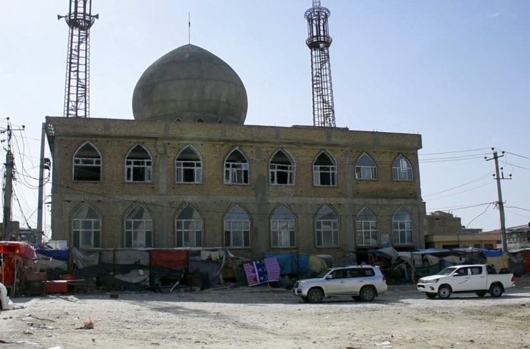 Αφγανιστάν: Έκρηξη σε τέμενος στην Κοντούζ με 20 νεκρούς ή τραυματίες