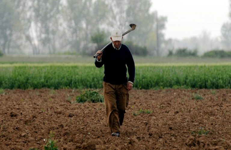 Χρέη αγροτών: Σε 4 αντί για 2 χρόνια η εξόφληση της Ειδικής Ασφαλιστικής Εισφοράς του ΕΛΓΑ