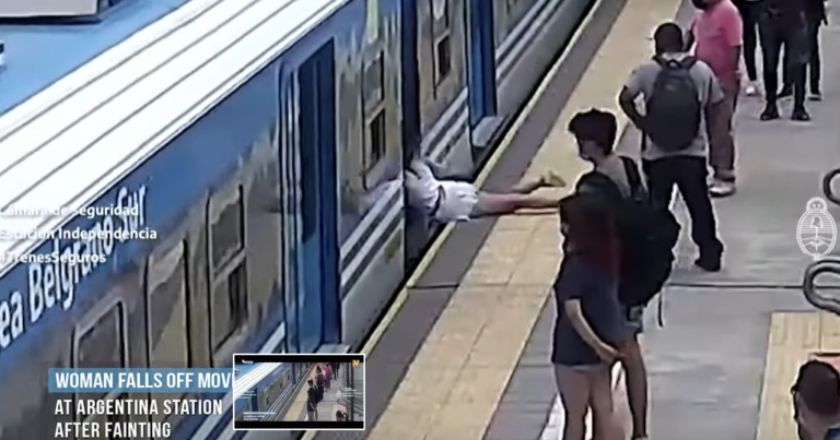 Αργεντινή: Γυναίκα λιποθυμά, πέφτει στις ράγες του μετρό και βγαίνει ζωντανή – Βίντεο σοκ