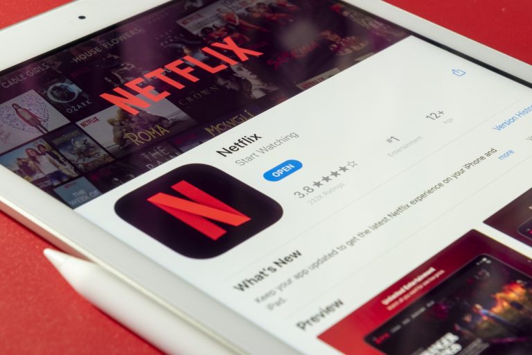 Netflix: Μείωση του αριθμού των συνδρομητών-Απαισιόδοξη οικονομική πρόβλεψη για το τρέχον τρίμηνο