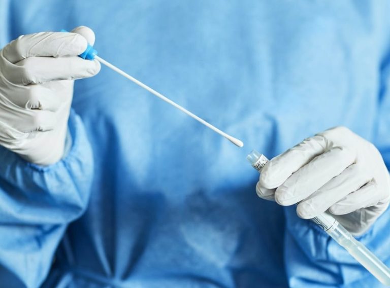 Δήμος Νεάπολης Συκεών: Φθηνότερα μοριακά τεστ εξασφάλισε για τους δημότες του