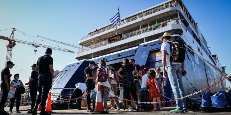 Χρ. Στεφανάδης: Η κυβέρνηση αναζητά λύση για την μείωση του κόστους των ακτοπλοϊκών εισιτηρίων