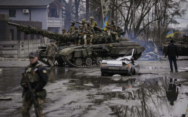 Ουκρανία: Βομβαρδισμοί στην ανατολική πόλη Κραματόρσκ