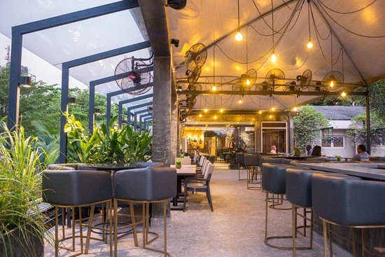 terrence-at-la-veranda