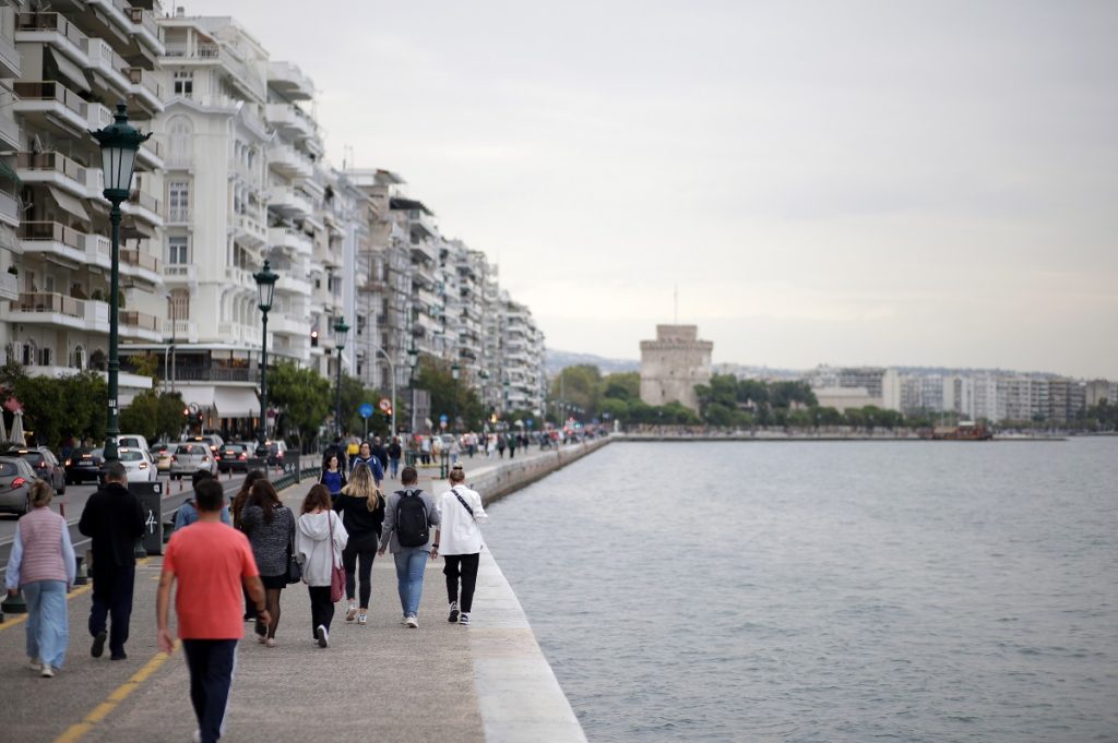 Κορονοϊός: 1.074 νέα κρούσματα στη Θεσσαλονίκη – 149 στις Σέρρες