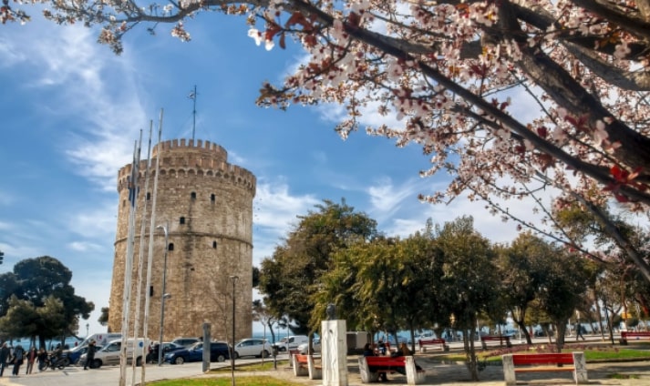 Κορονοϊός: 327 νέα κρούσματα στη Θεσσαλονίκη – 31 στις Σέρρες
