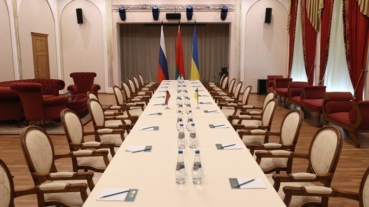 Επικεφαλής Ρώσων διαπραγματευτών: Οι ειρηνευτικές συνομιλίες δεν έχουν προχωρήσει αρκετά για να υπάρξει συνάντηση των ηγετών